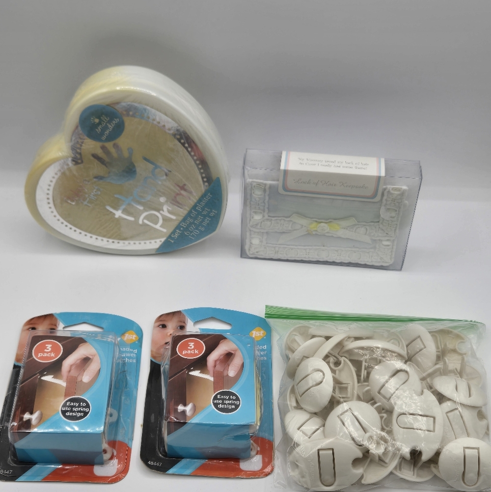 BABY BUNDLE NWT 1st Hand Print Baby Hair Keepsake Wall Outlet Plugs Cabinet Lock
